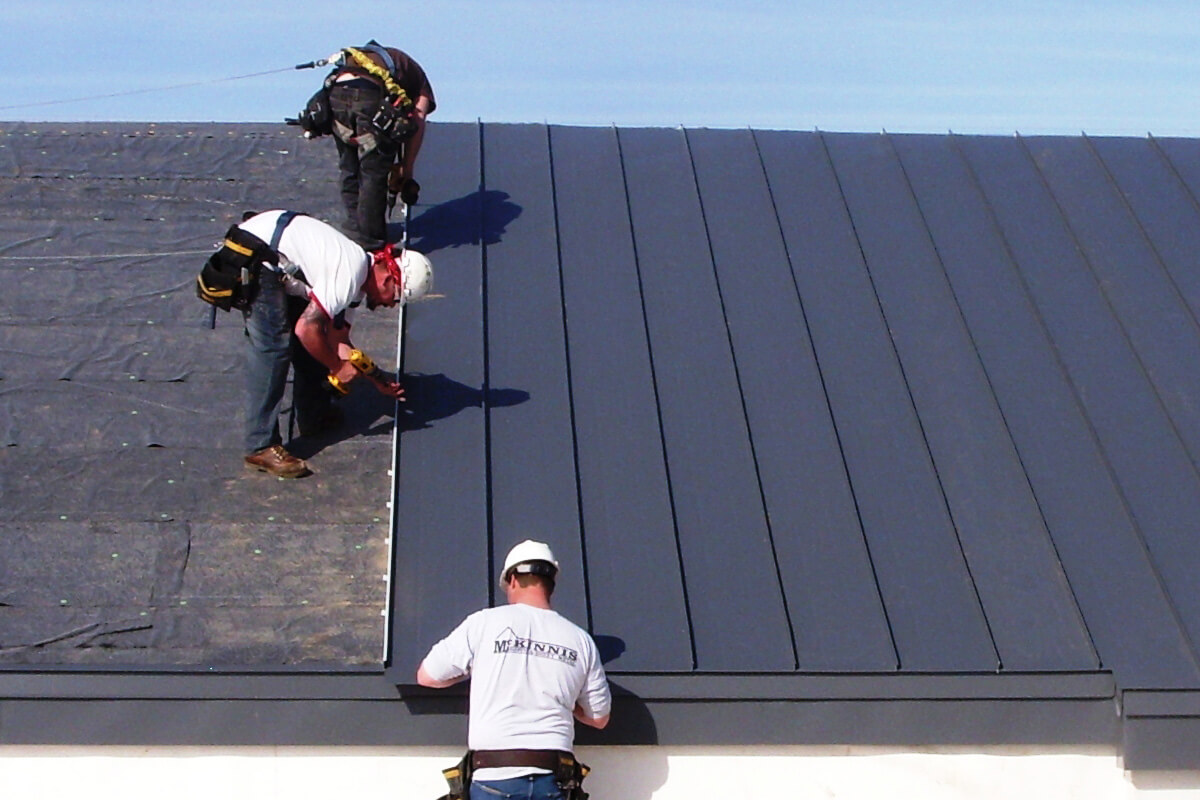Lakeland’s Standing Seam Metal Roof Installation Team